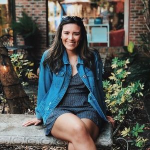 Meet your Posher, Kayla